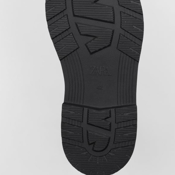 ZARA LACE-UP BOOTS - Picture 6 of 6